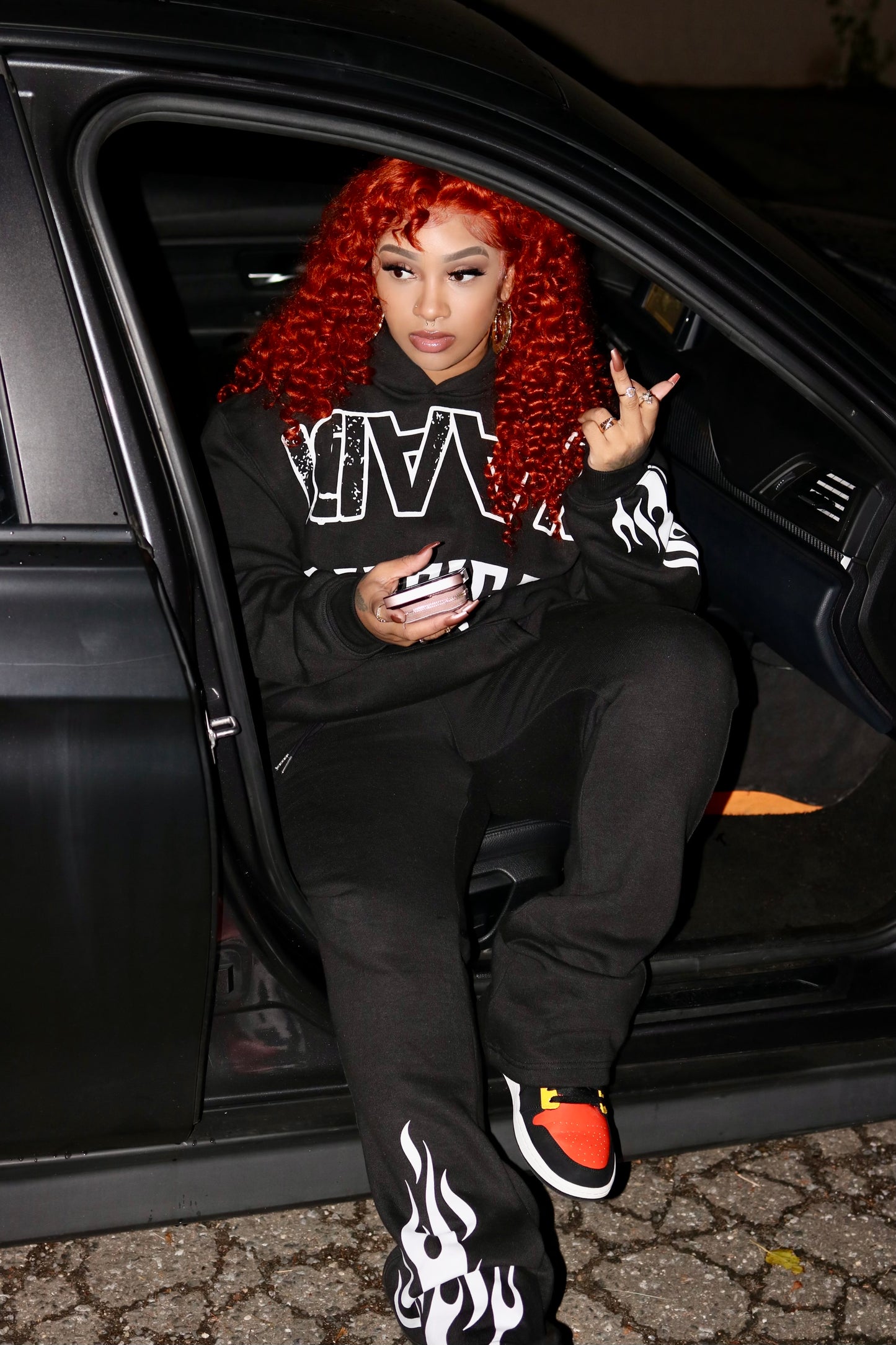 “Blackout” Yaadi Set